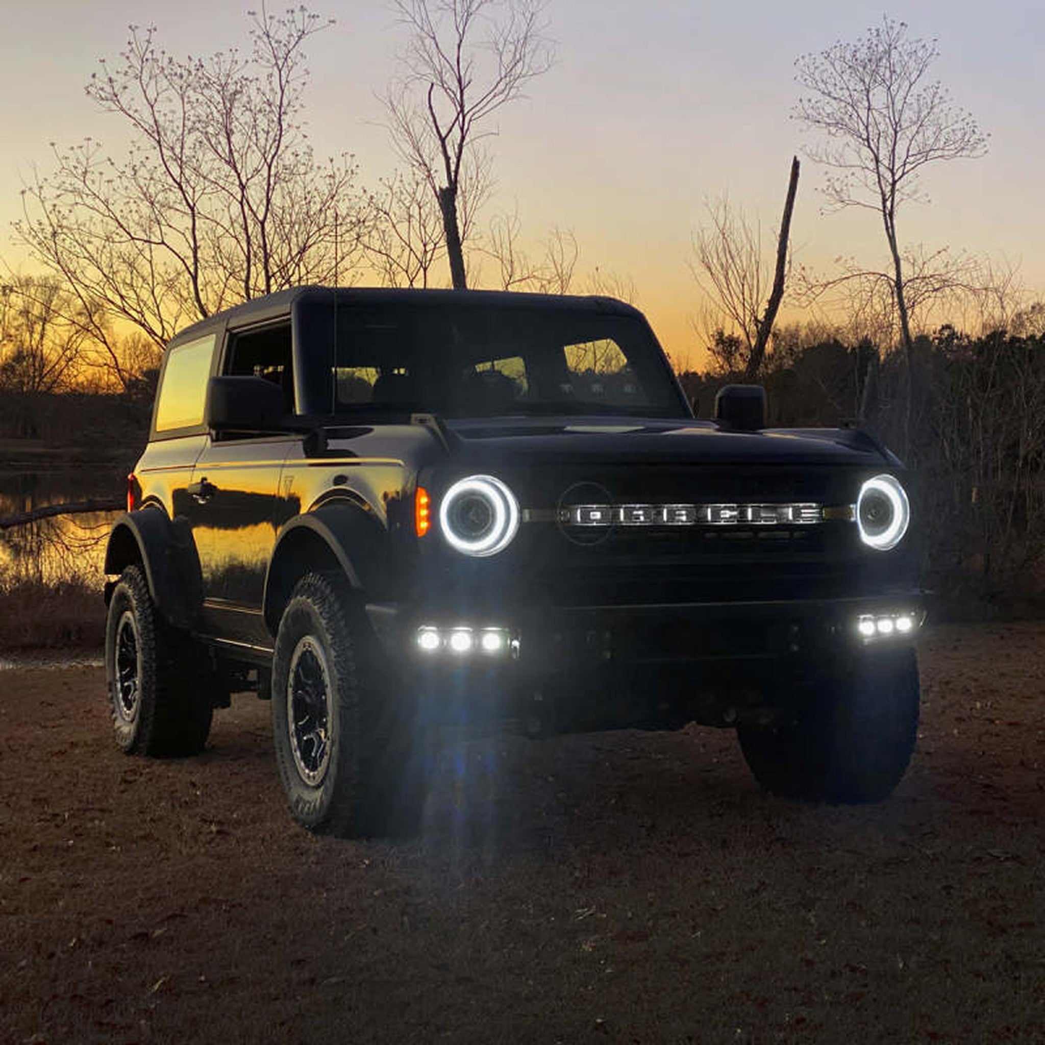 ORACLE Lighting 21-22 Ford Bronco Triple LED Fog Light Kit for Modular Bumper - White