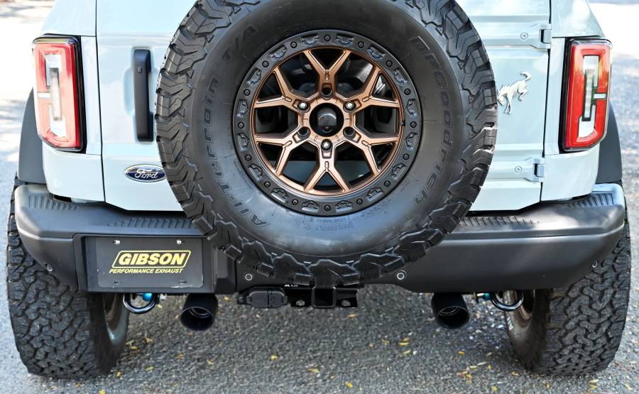 Gibson 69551B Black Elite Cat-Back Dual Split Exhaust 2021-2026 Ford Bronco 2.3L\2.7L 4-Door