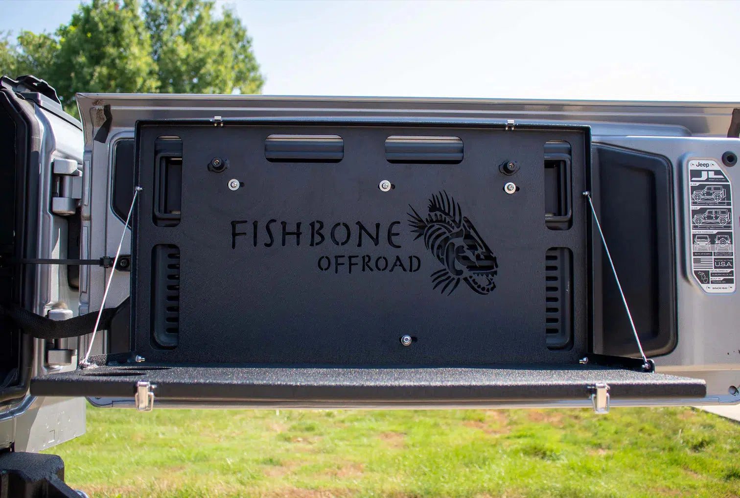 Fishbone Offroad Tailgate Table for 2021+ Ford Bronco | fboFB21358