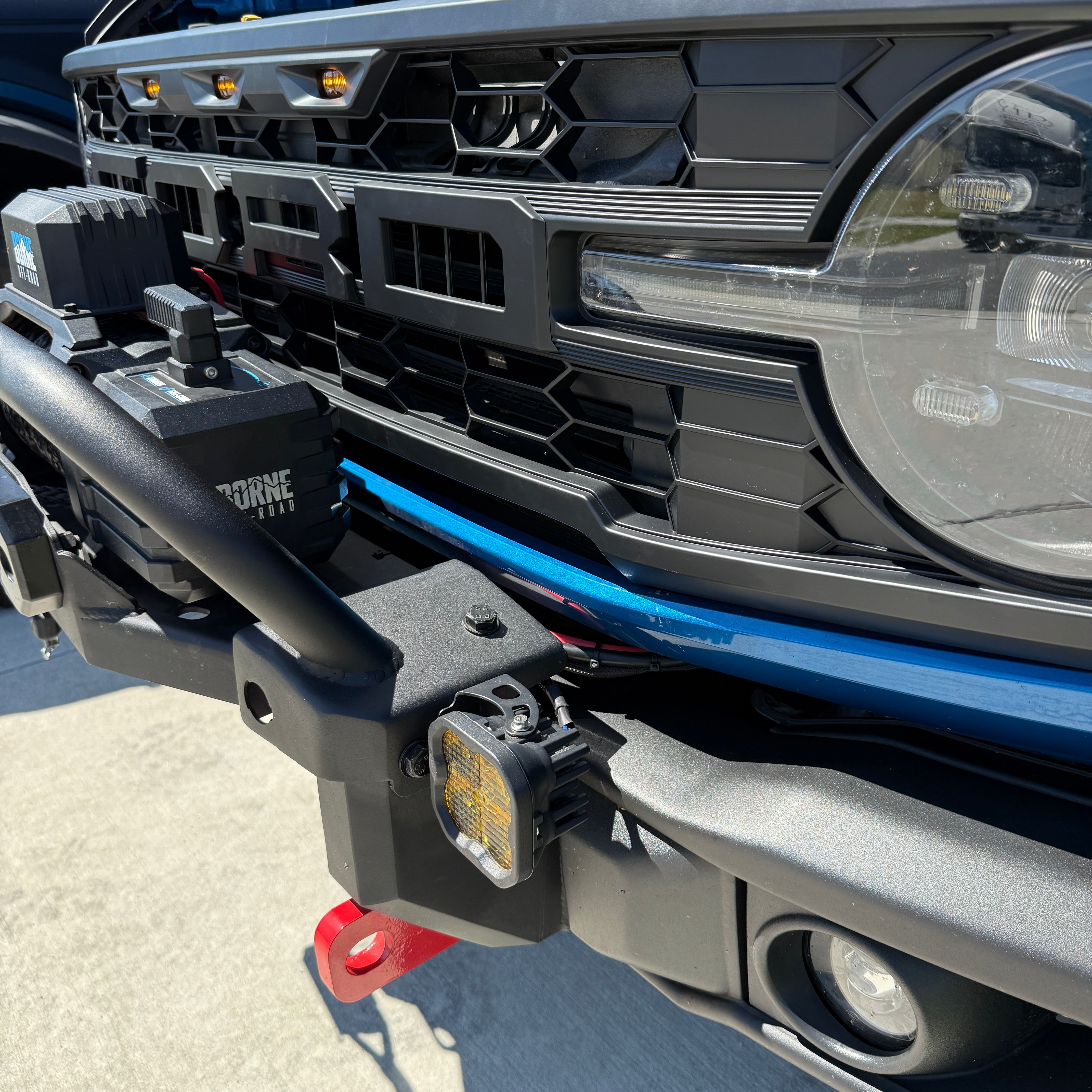 Buckle Up Off-Road R-Style Grille Matte Black with Amber Lighting for 2021+ Ford Bronco