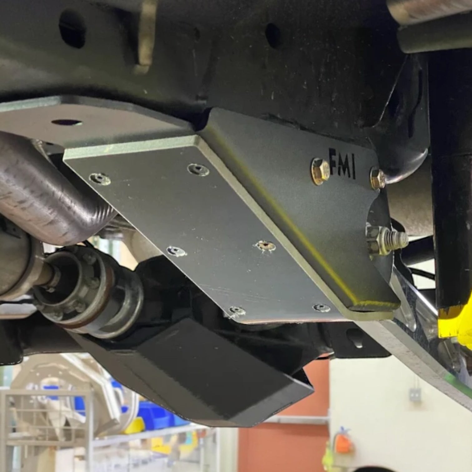 Foutz Motorsports 2024 Ranger Raptor Rear Lower Arm Frame Guard with HDPE Slide | FMI050120040130101