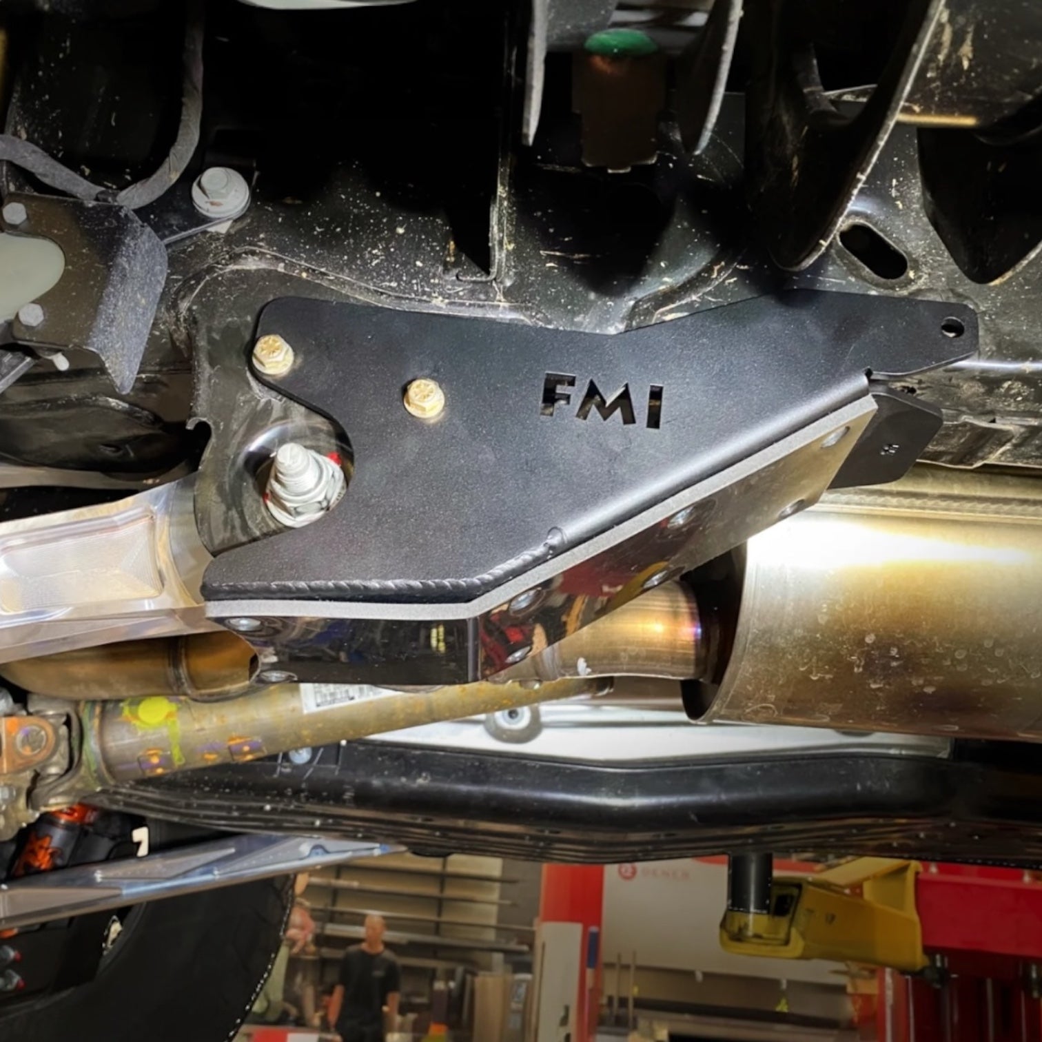 Foutz Motorsports 2024 Ranger Raptor Rear Lower Arm Frame Guard with HDPE Slide | FMI050120040130101