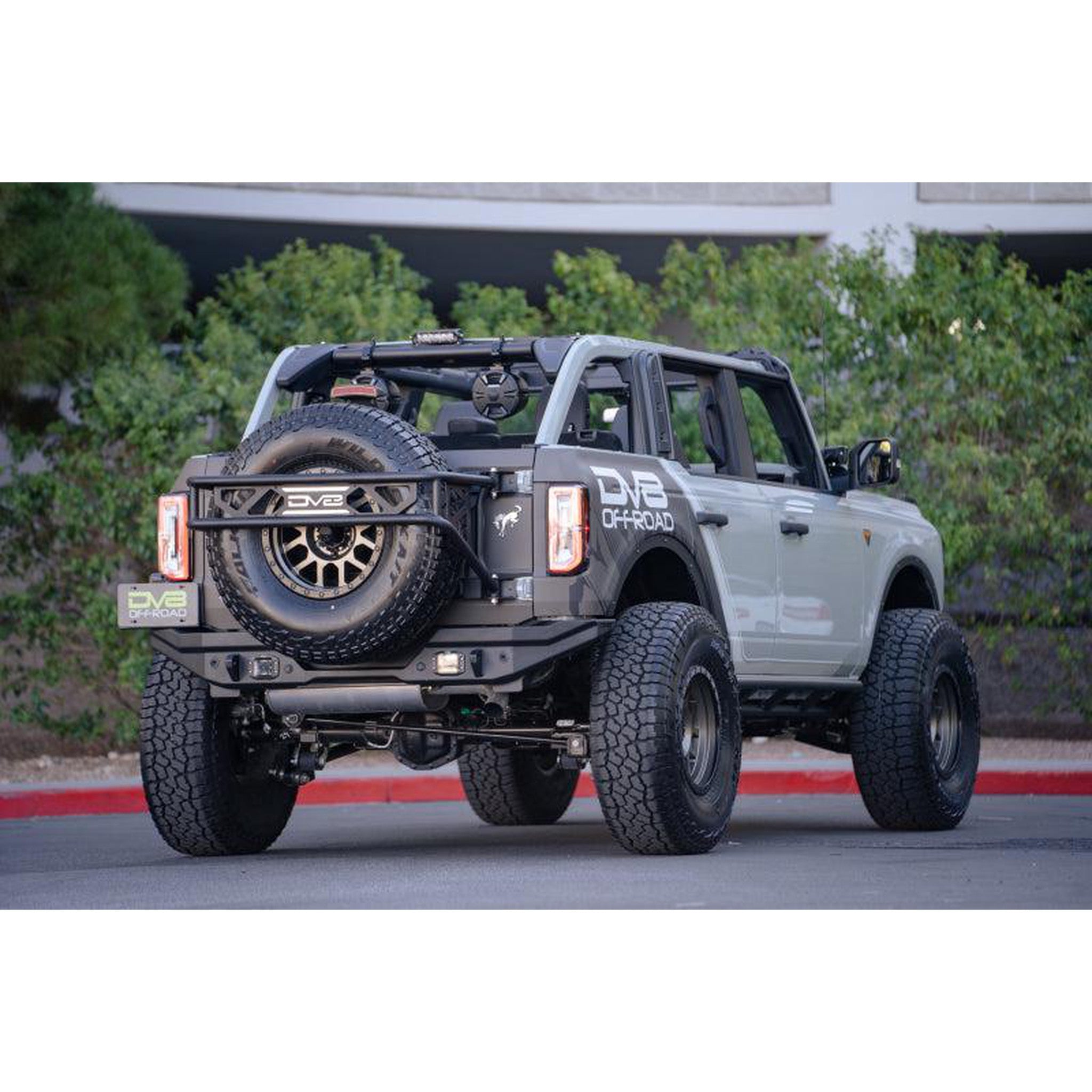 DV8 Offroad FS-15 Series Rock Sliders for 2021+ Ford Bronco | dveSRBR-01