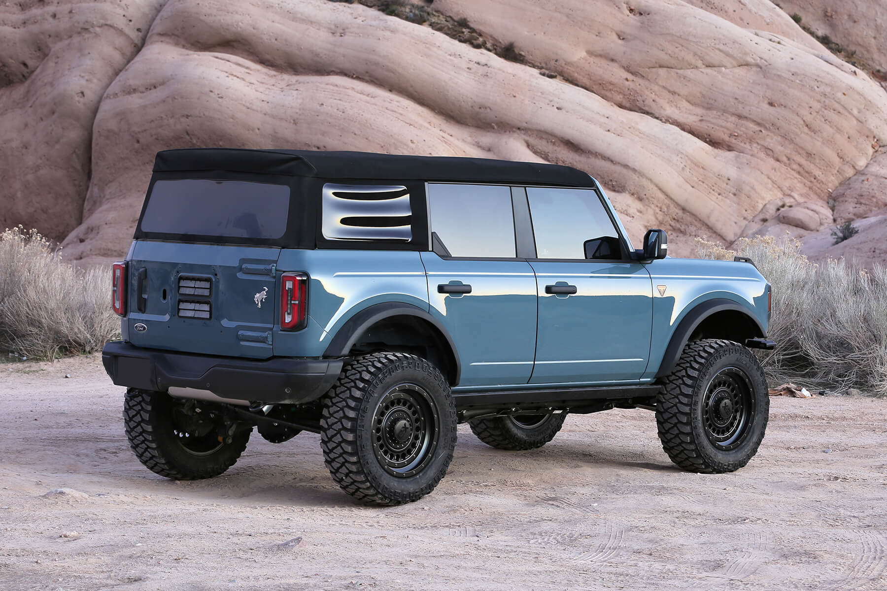 Fabtech (Bilstein) 3in UCA Kit w/ BJ & Shock Spacers 21-24 Ford Bronco 4x4 | K2423