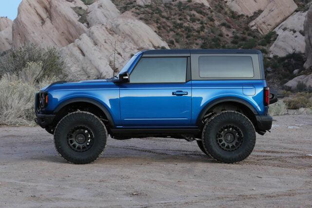 Fabtech (Non-Bilstein) 4in UCA Kit w/ BJ & DLSS Resi Shocks 21-24 Ford Bronco 2Door 4WD | K2428DL