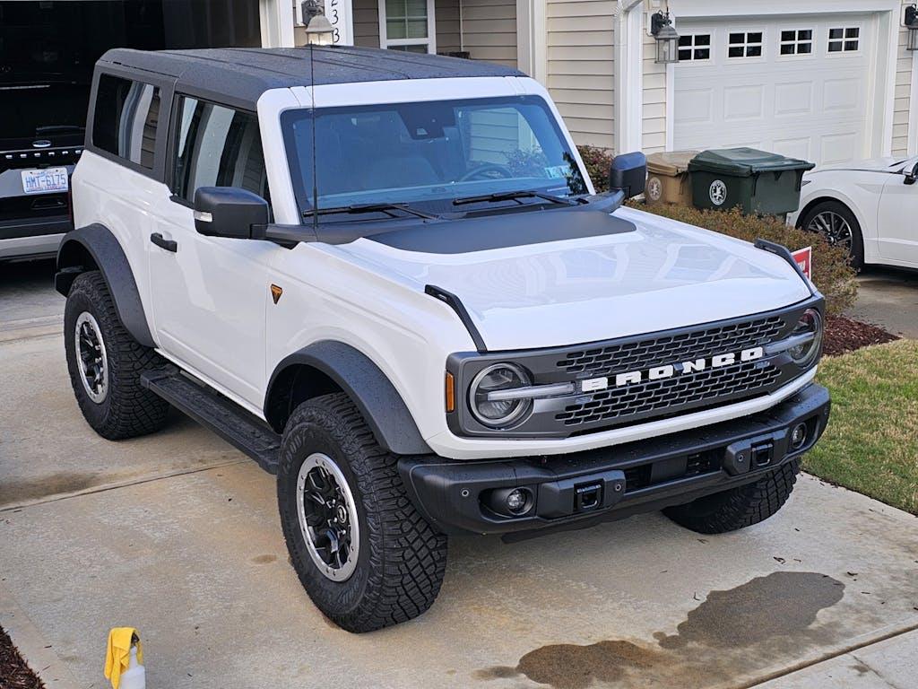 StickerFab Hood Overlay - 2021+ Ford Bronco